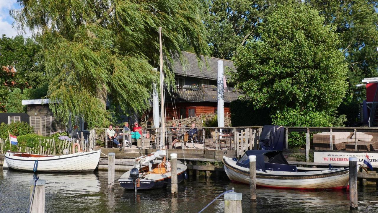 Landzicht Vakantiehuis Aan De Fluessen Elahuizen Ngoại thất bức ảnh